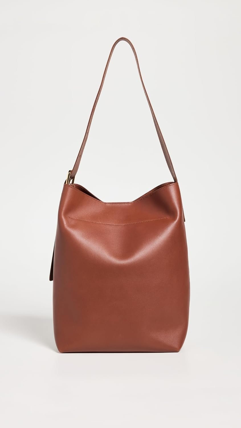 Madewell Womens The Essential Bucket Tote in Leather