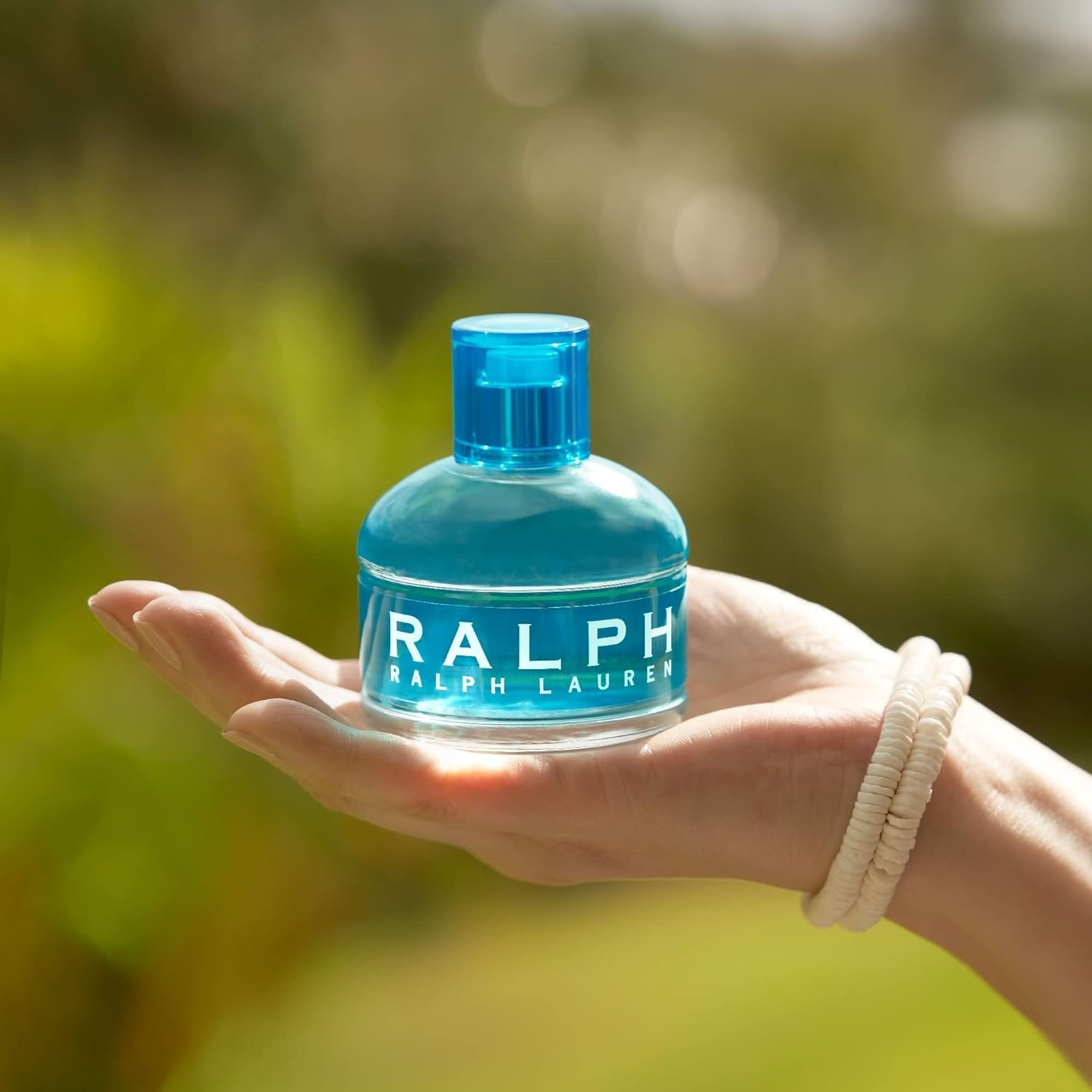 Ralph - Eau de Toilette - Womens Perfume - Fresh  Floral - With Magnolia, Apple, and Iris - Medium Intensity